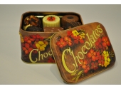 Plechová krabička chocolates střední